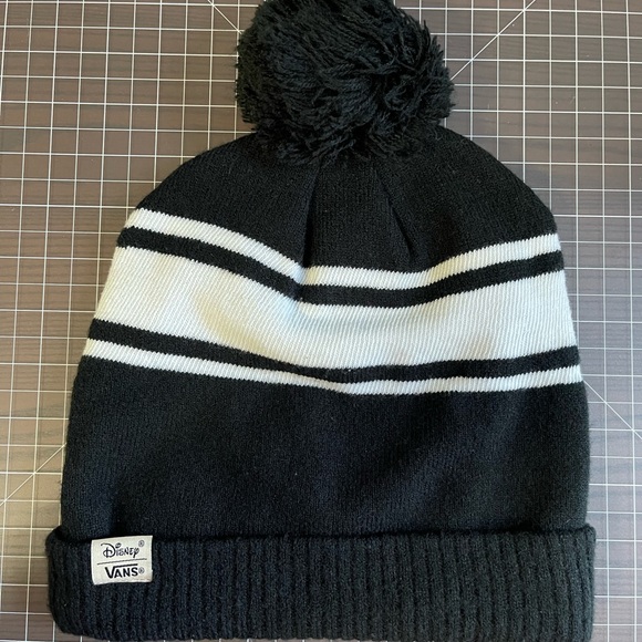 RARE Vans x Disney Alice in Wonderland Cheshire Cat Authentic Hat/Beanie - Picture 6 of 9